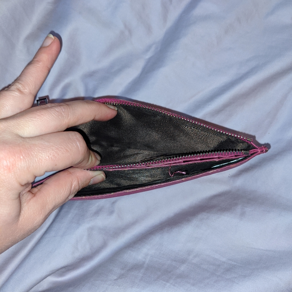 Pink wallet - Picture 2 of 3